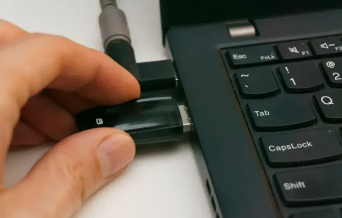 how to create a bootable pendrive on mobile devices